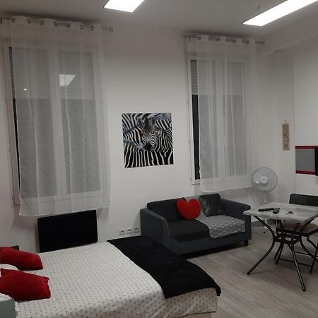 Appartement T1 place de la Victoire Bordeaux Extérieur photo