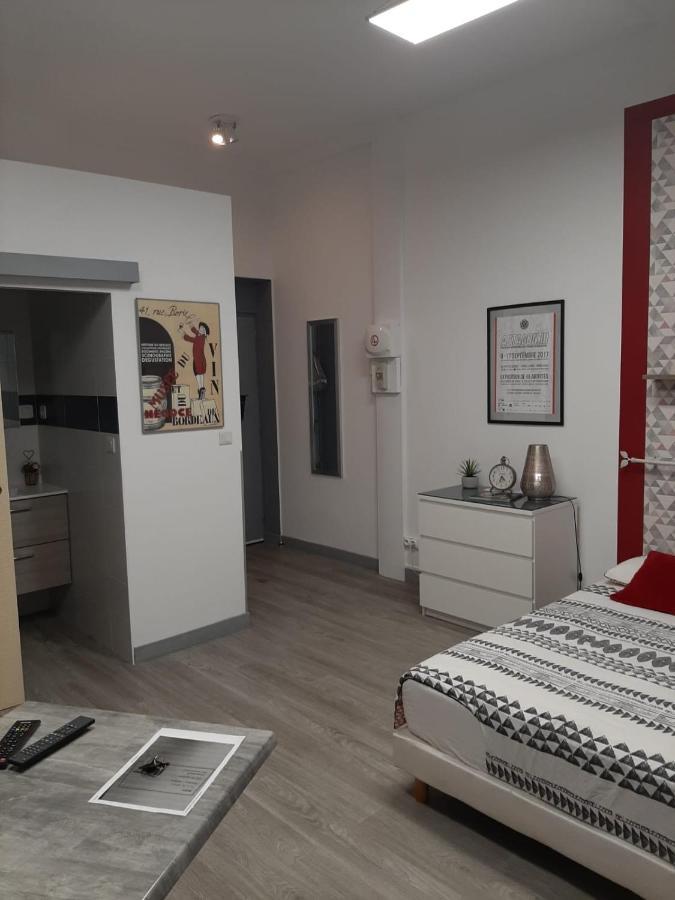 Appartement T1 place de la Victoire Bordeaux Extérieur photo